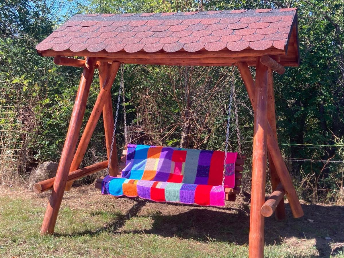 Cabanele Lu' Dinu Curtea de Argeş Buitenkant foto